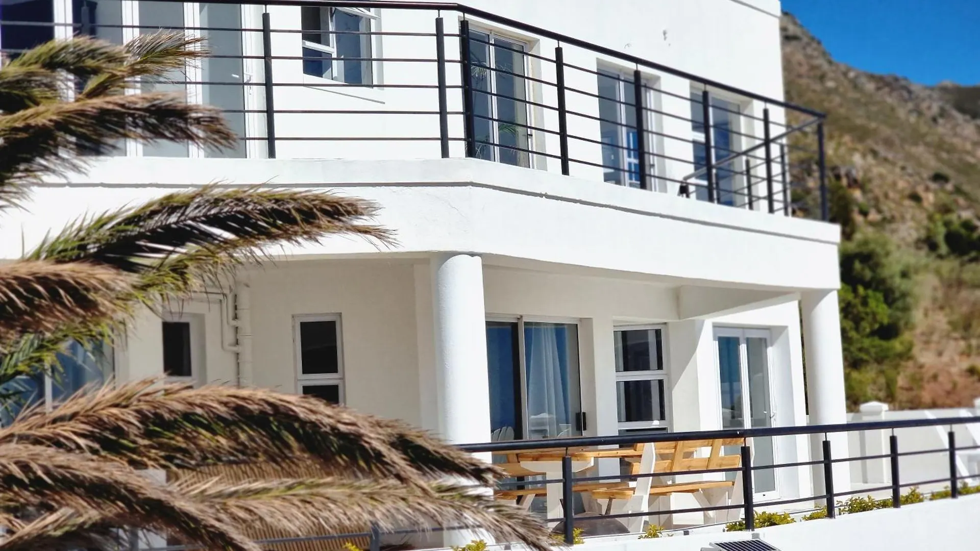 Coral Vistas Self Catering Apartments Gordonʼs Bay