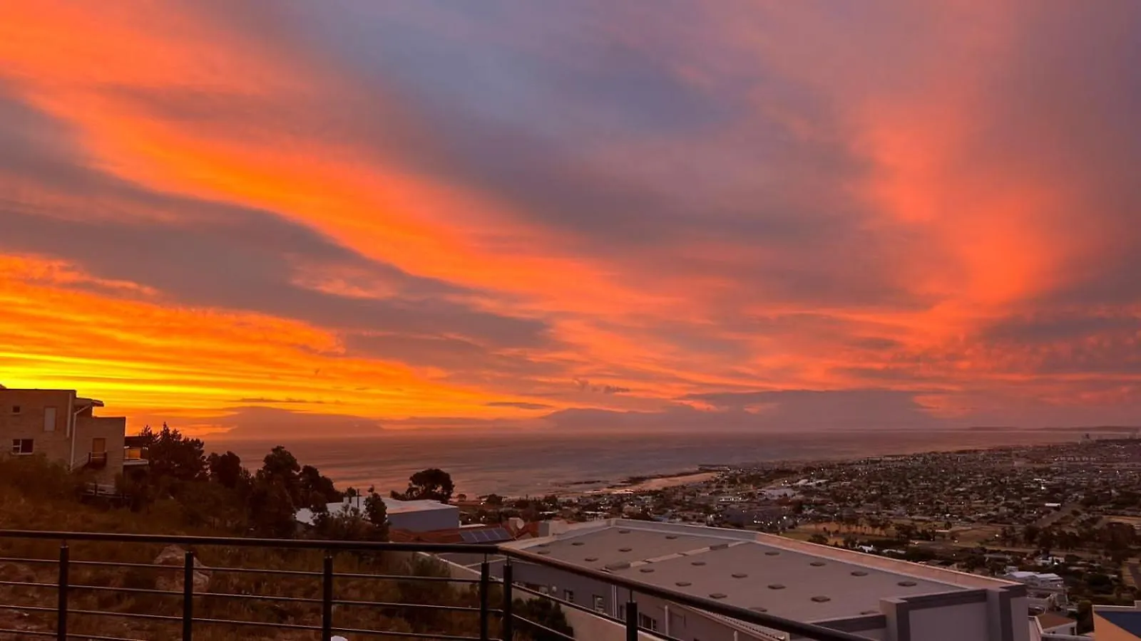 Coral Vistas Self Catering Apartments Gordonʼs Bay 0*,  Sudafrica