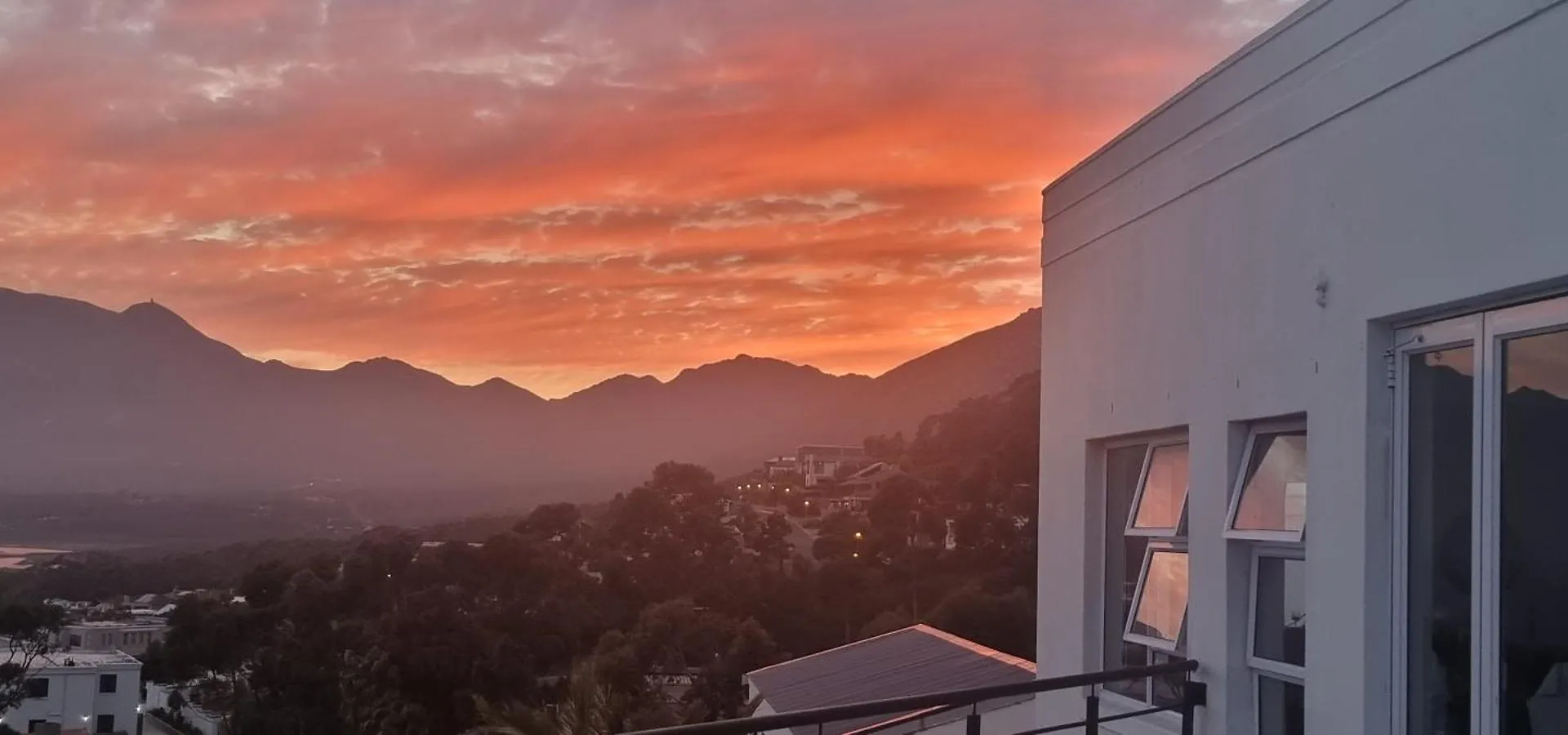 Coral Vistas Self Catering Apartments Gordonʼs Bay