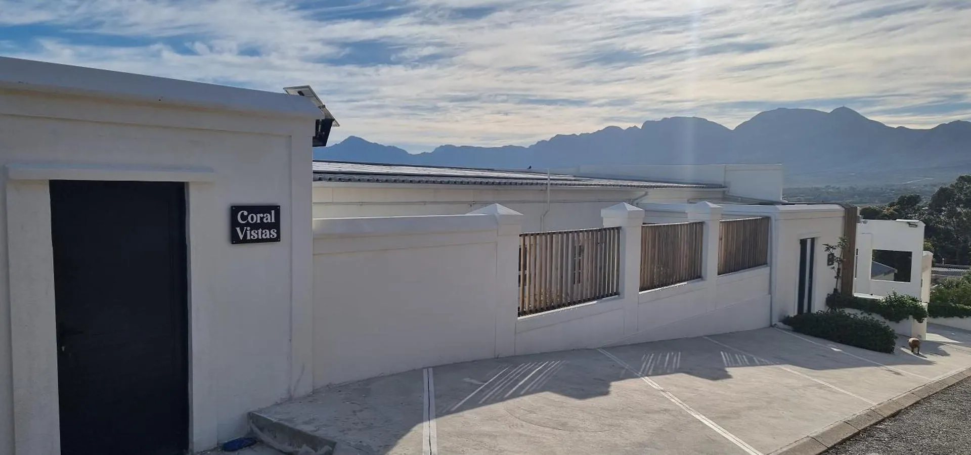 Coral Vistas Self Catering Apartments Gordonʼs Bay