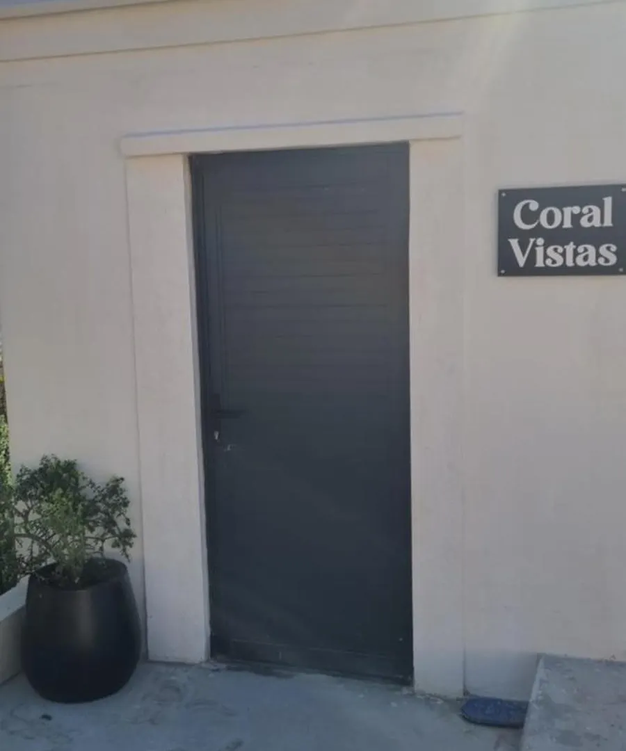 Coral Vistas Self Catering Apartments Gordonʼs Bay Güney Afrika
